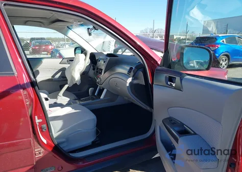 2011 Subaru Forester 2.5X Premium из США, поврежденный, VIN JF2SHADC9BH766083